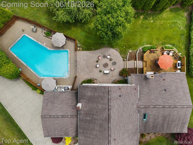 19700 Wilshire Boulevard, Beverly Hills Village, MI 48025
