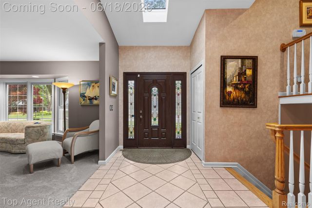 19700 Wilshire Boulevard, Beverly Hills Village, MI 48025
