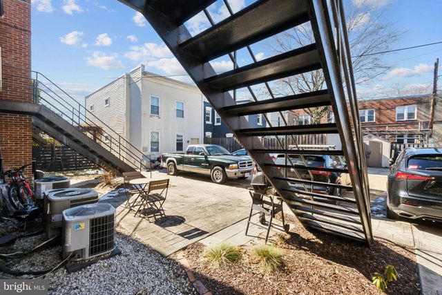 123 17TH ST SE #2, Washington, DC 20003