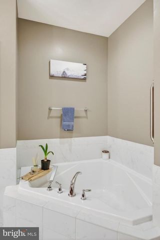 6957 COUNTRY CLUB TER, New Market, MD 21774