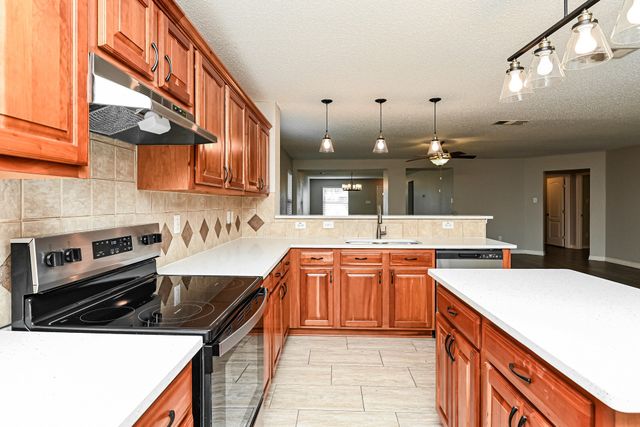 5408 Presidio Drive, Grand Prairie, TX 75052