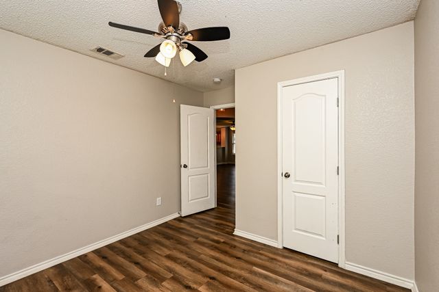 5408 Presidio Drive, Grand Prairie, TX 75052