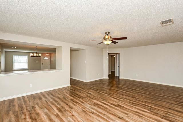 5408 Presidio Drive, Grand Prairie, TX 75052