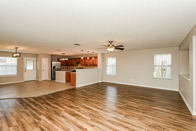 5408 Presidio Drive, Grand Prairie, TX 75052