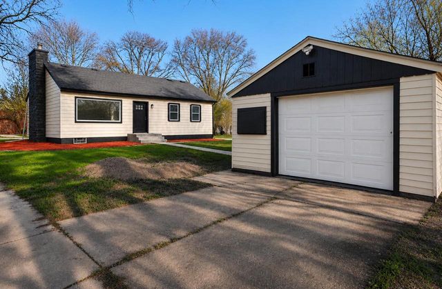 4575 N 46th STREET, Milwaukee, WI 53218
