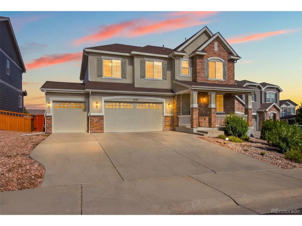 2739 Badlands Ct, Castle Rock, CO 80109