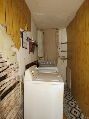 1800 SPEAR Street, Logansport, IN 46947