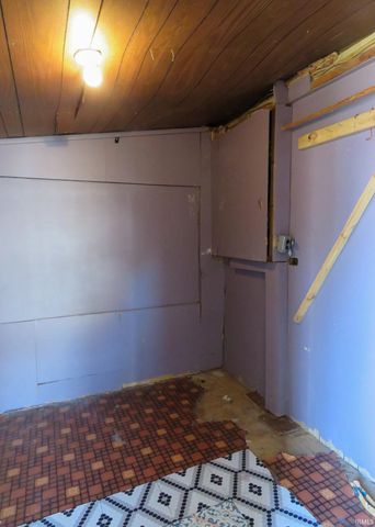 1800 SPEAR Street, Logansport, IN 46947