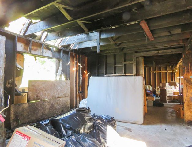 1800 SPEAR Street, Logansport, IN 46947