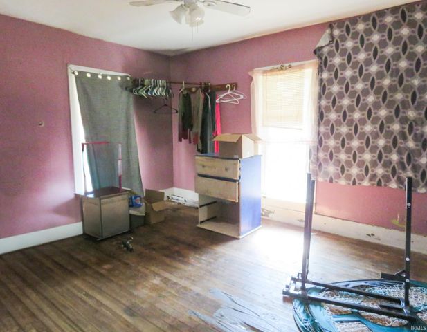 1800 SPEAR Street, Logansport, IN 46947