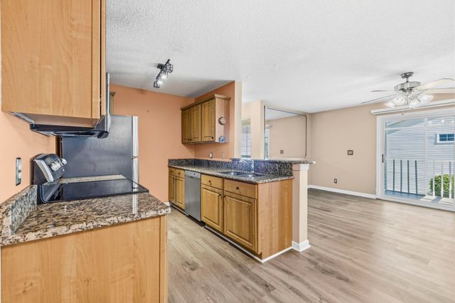 2181 Clearwater Dr Apt H, Myrtle Beach, SC 29575