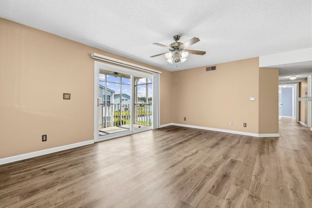 2181 Clearwater Dr Apt H, Myrtle Beach, SC 29575
