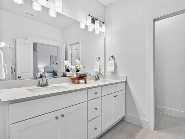 1423 Silver Marten Trail, Arlington, TX 76005