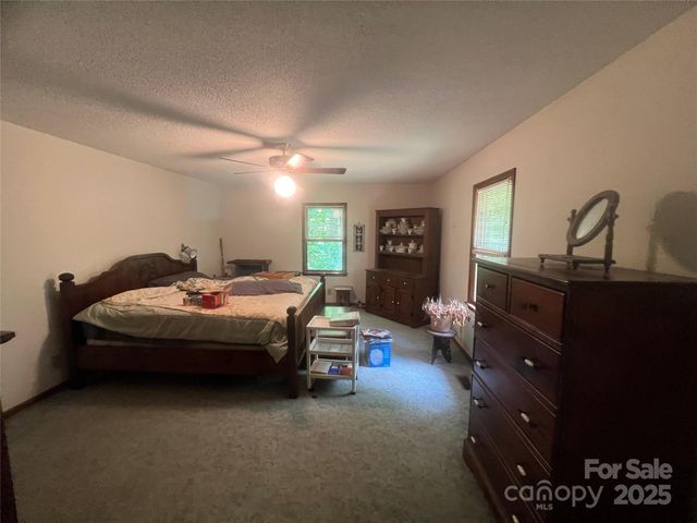 1502 Shelby Highway, Cherryville, NC 28021