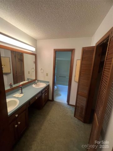 1502 Shelby Highway, Cherryville, NC 28021
