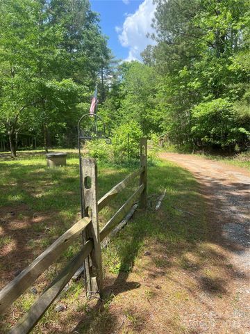 1502 Shelby Highway, Cherryville, NC 28021