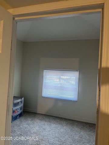 1122 E DUNKLIN STREET, Jefferson City, MO 65101