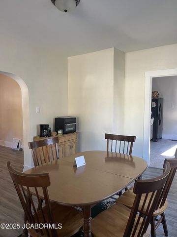 1122 E DUNKLIN STREET, Jefferson City, MO 65101