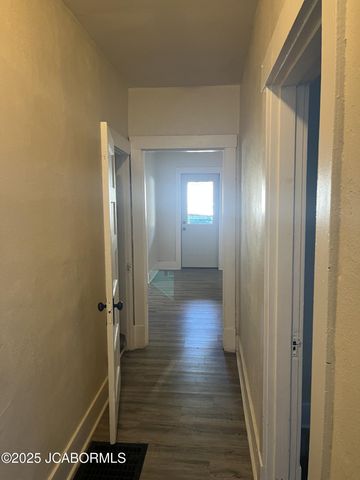 1122 E DUNKLIN STREET, Jefferson City, MO 65101