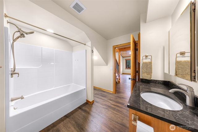 1693 Pebble Beach Trail, Bellingham, WA 98226