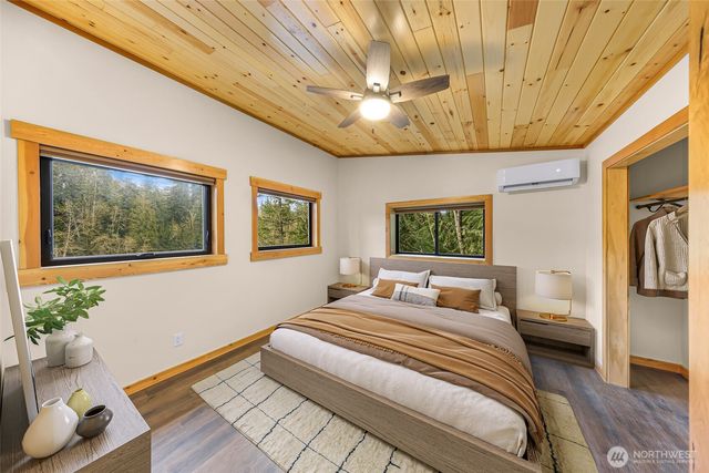 1693 Pebble Beach Trail, Bellingham, WA 98226