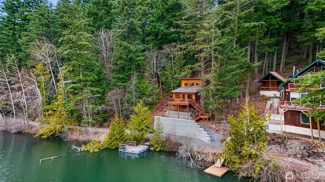 1693 Pebble Beach Trail, Bellingham, WA 98226