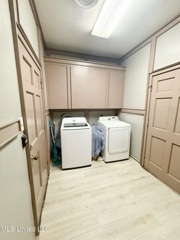 504 Fawn Cove, Canton, MS 39046