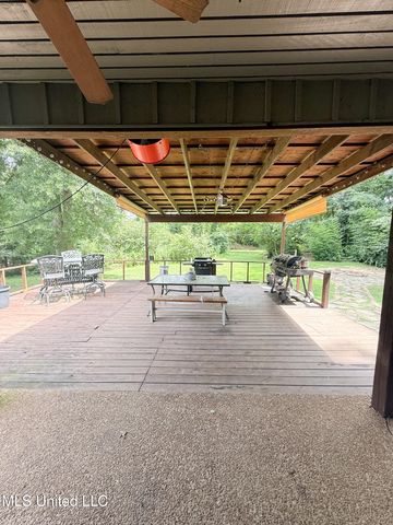 504 Fawn Cove, Canton, MS 39046