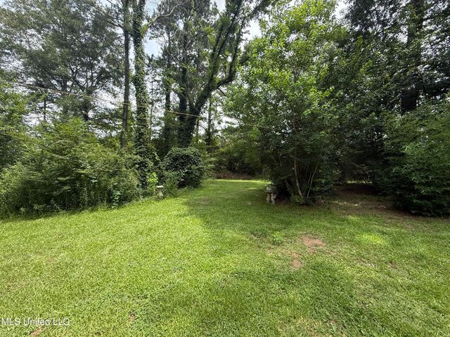 504 Fawn Cove, Canton, MS 39046