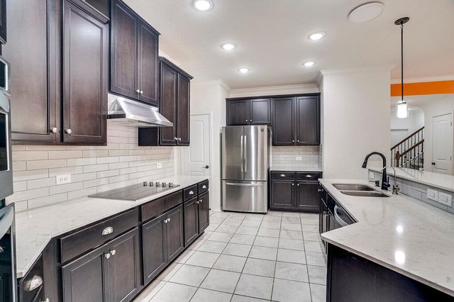 516 Ayinger LN, Austin, TX 78728