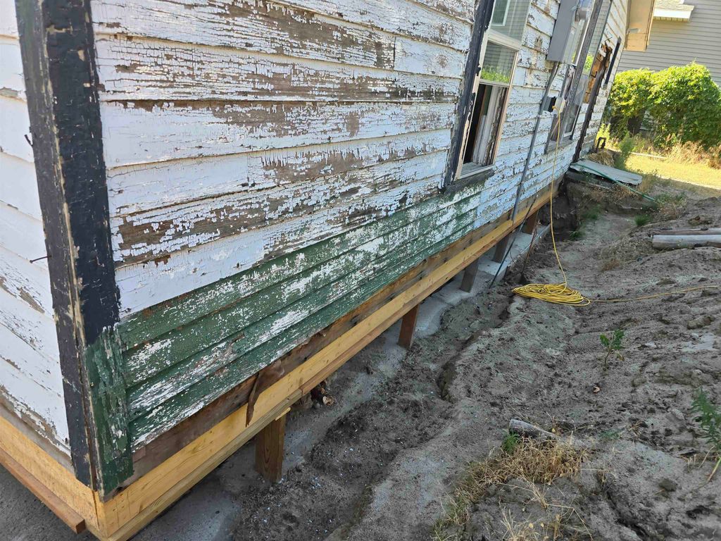 205 N Sherman Ave, Manderson, WY 82432 photo 15