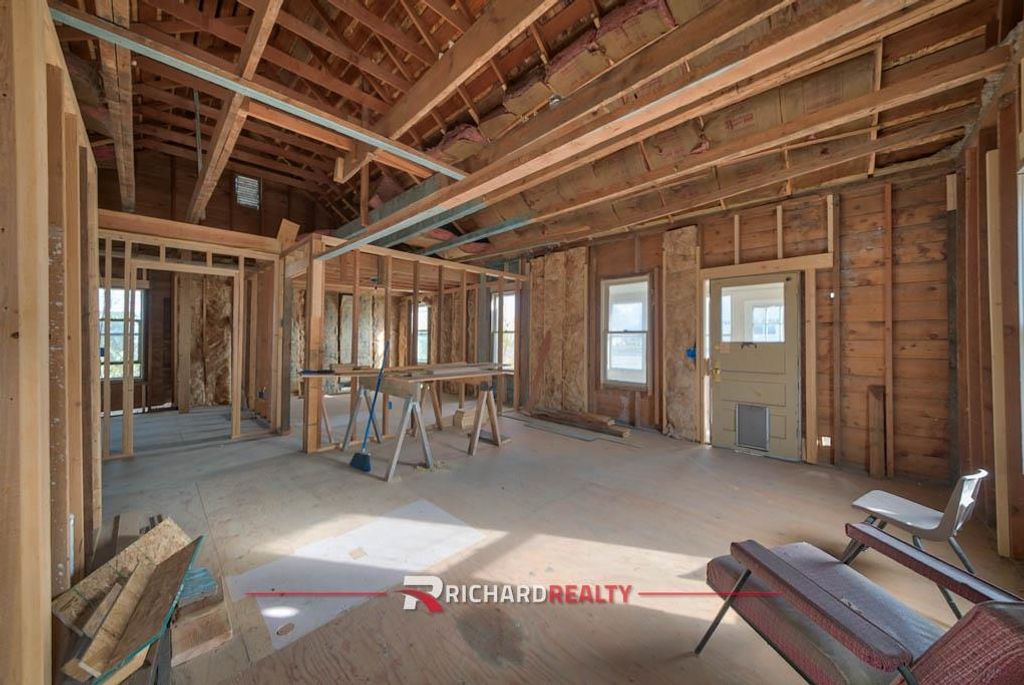 205 N Sherman Ave, Manderson, WY 82432 photo 3