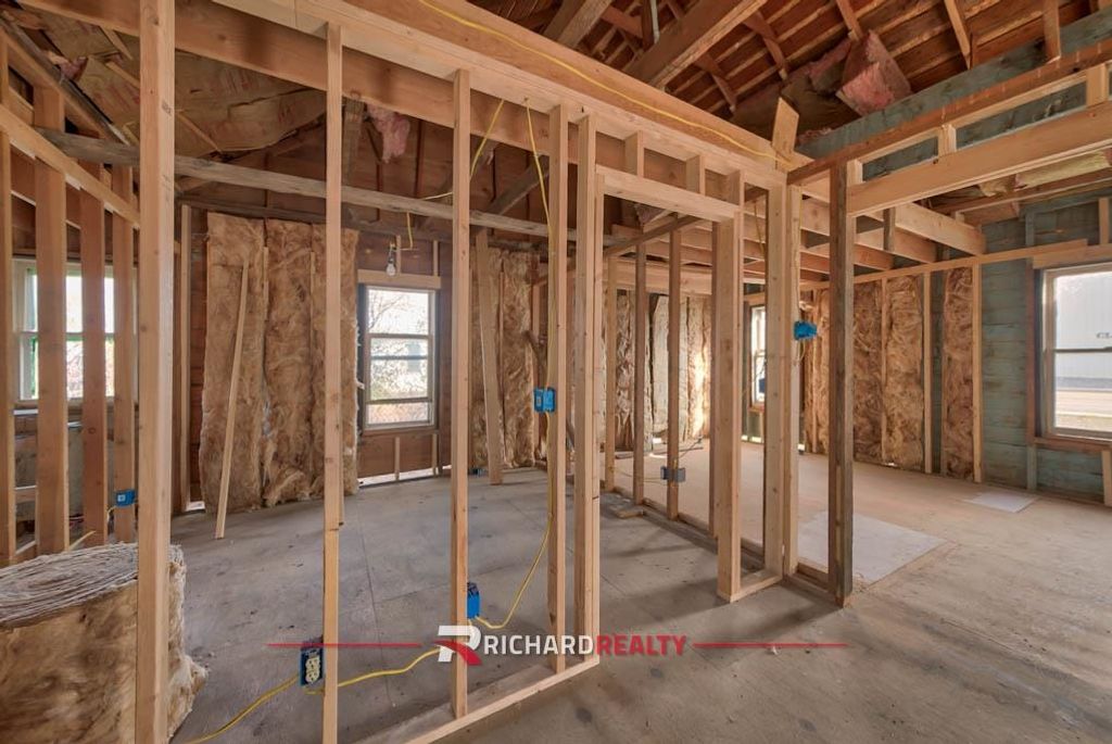 205 N Sherman Ave, Manderson, WY 82432 photo 7