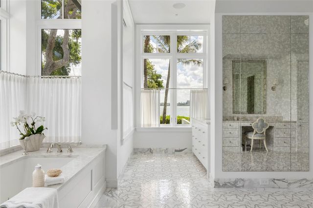 8501 MIDNIGHT PASS ROAD, Sarasota, FL 34242