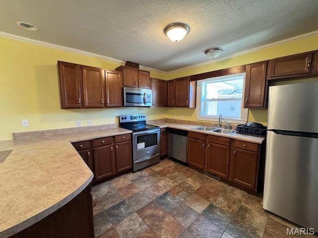 407 N Highway 17, Waynesville, MO 65583