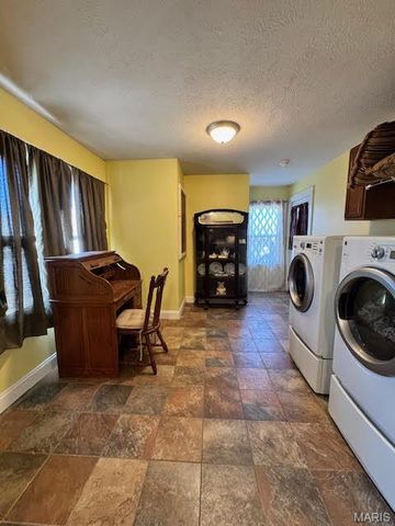 407 N Highway 17, Waynesville, MO 65583