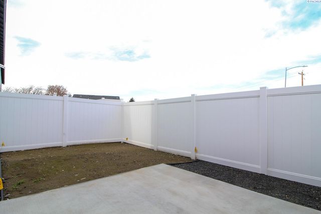 4732 W Quinault Place, Kennewick, WA 99336