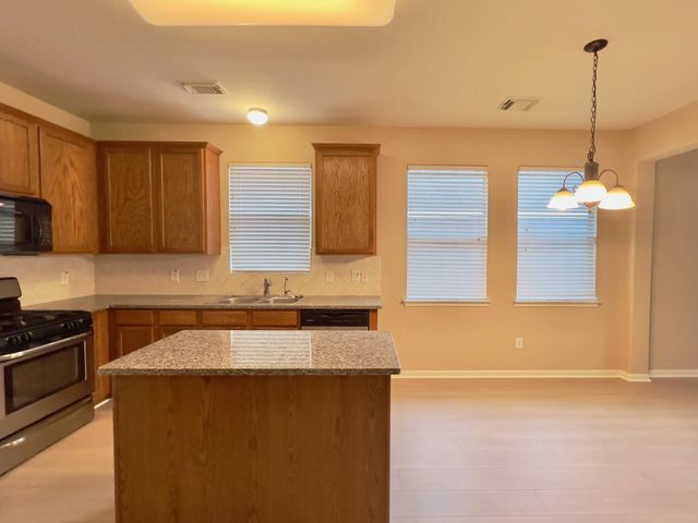 719 Pickett Hill Lane, Rosenberg, TX 77469