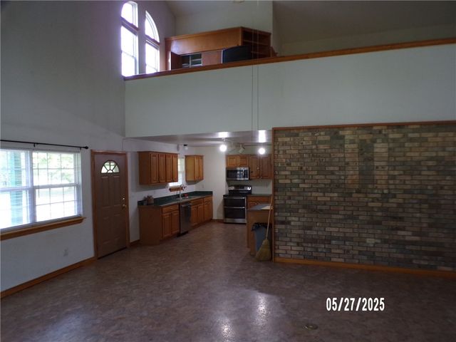 3049 N Arkansas, Rogers, AR 72756