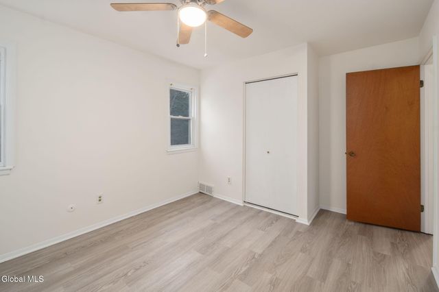 4 Sugarbush Road, Clifton Park, NY 12065