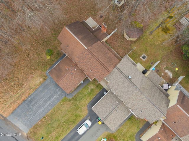 4 Sugarbush Road, Clifton Park, NY 12065