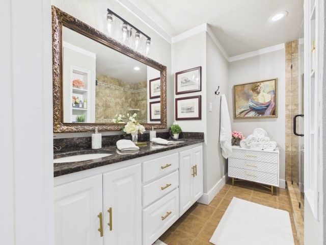 1811 Picadilly Place, Tyler, TX 75703