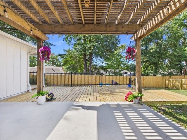 1811 Picadilly Place, Tyler, TX 75703