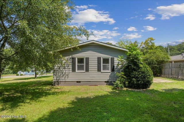 204 E Branch Street, Benson, NC 27504