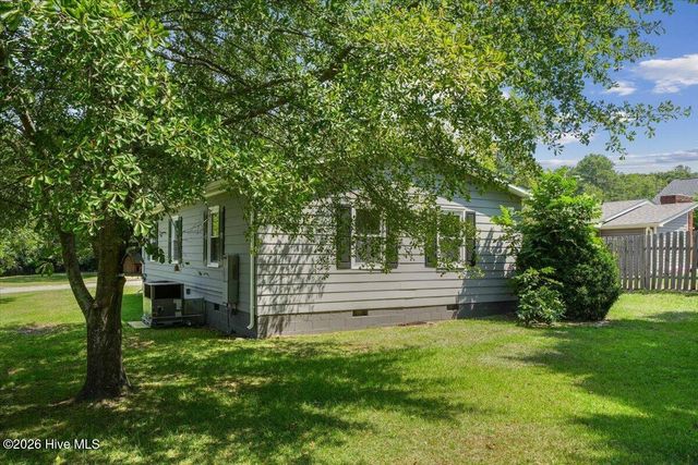 204 E Branch Street, Benson, NC 27504