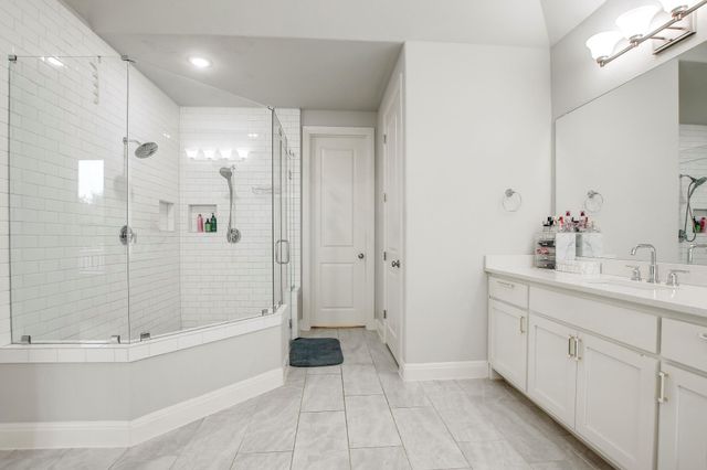 525 Houston LOOP, Liberty Hill, TX 78642