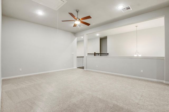 525 Houston LOOP, Liberty Hill, TX 78642