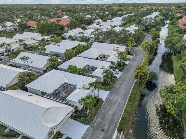 292 Canterbury Dr E., Palm Beach Gardens, FL 33418