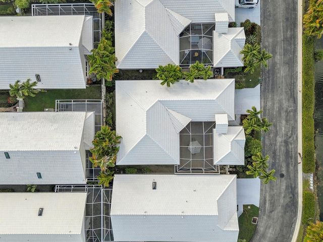 292 Canterbury Dr E., Palm Beach Gardens, FL 33418