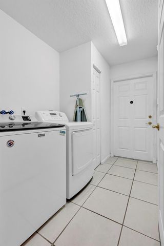 292 Canterbury Dr E., Palm Beach Gardens, FL 33418